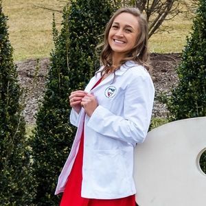 Meet your Posher, Corinne